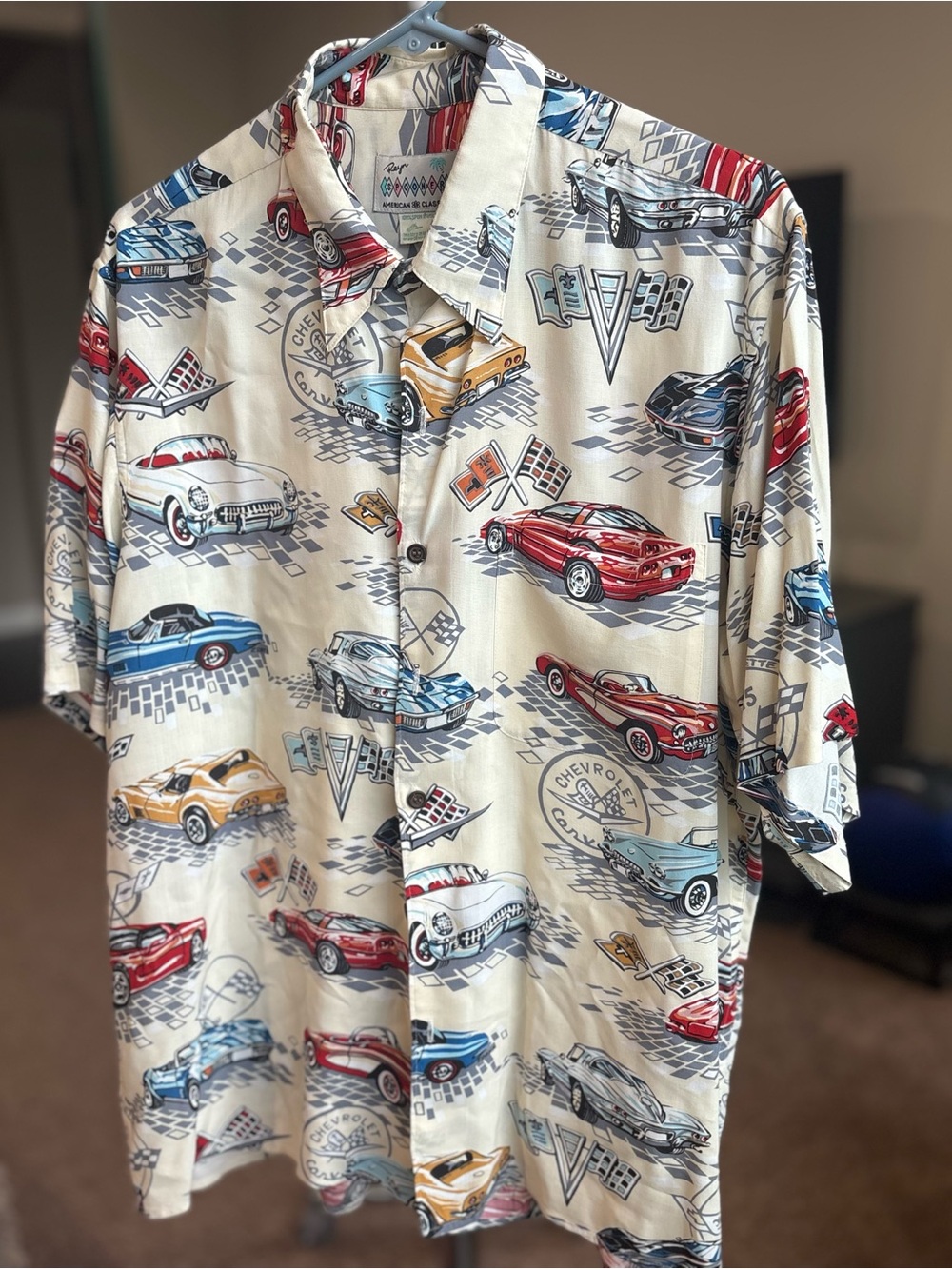 Vintage Chevrolet Men's Reyn Spooner Cream Retro Car Print Short-Sleeve Shirt - Picture 5 of 7